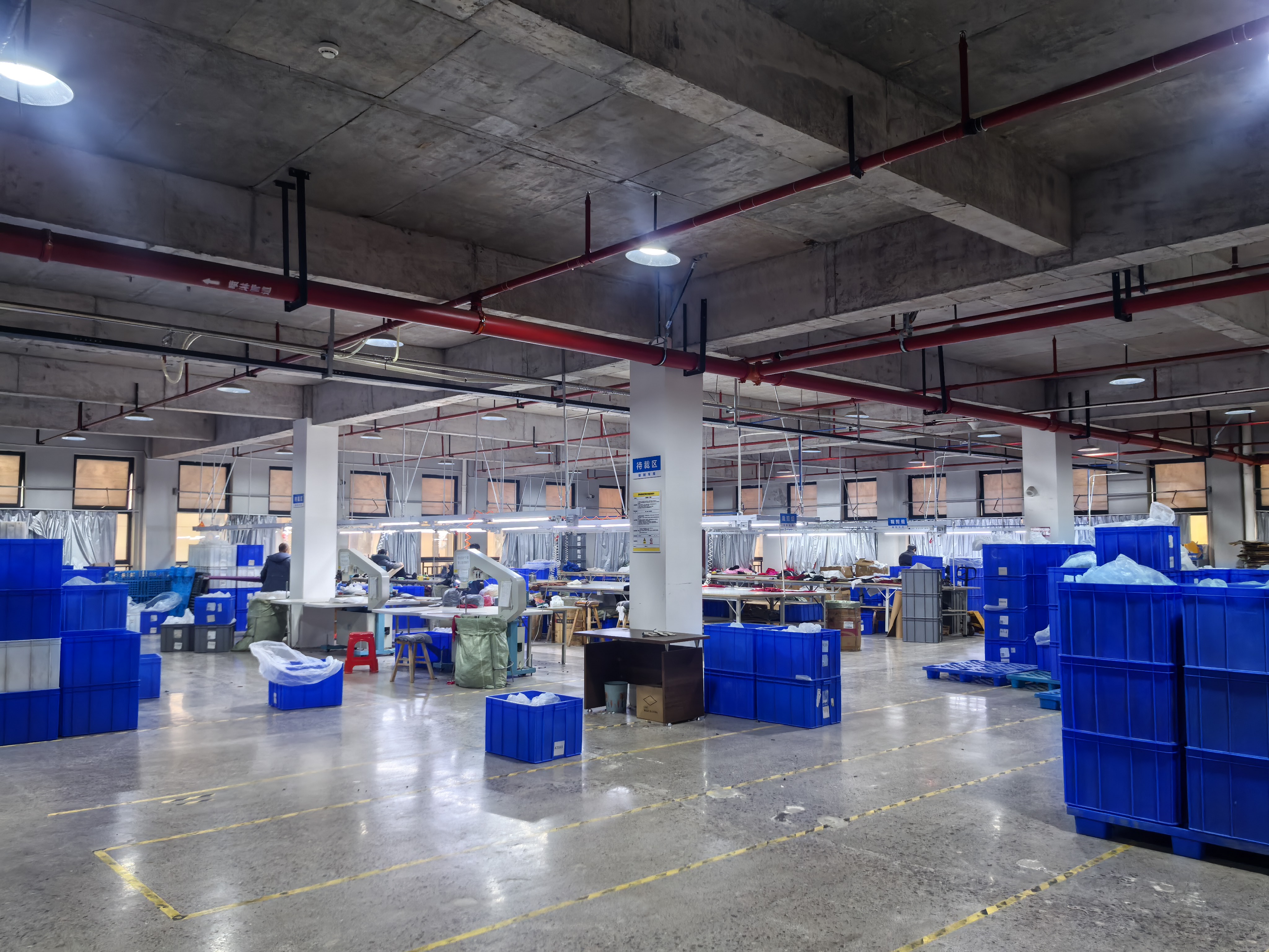 Cutting and workstations