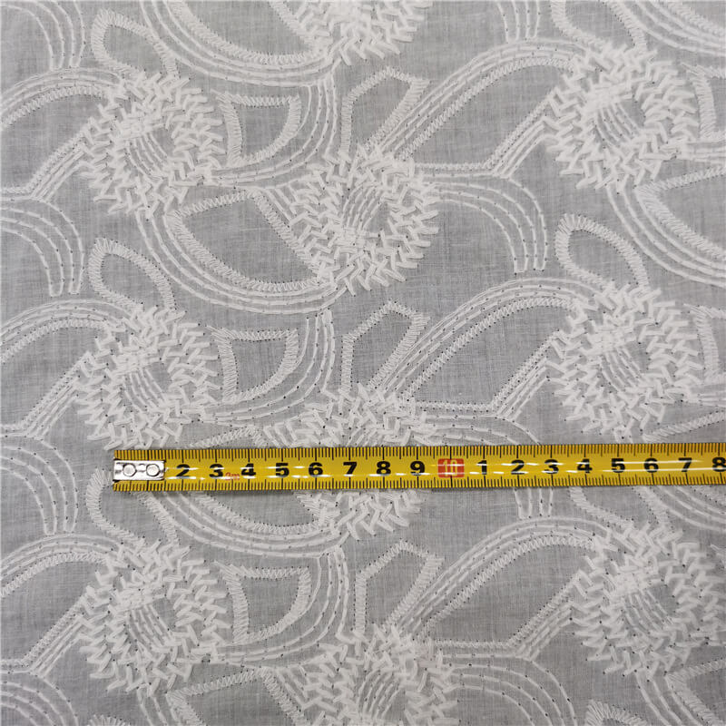 Cutwork Women's 100% Cotton Embroidered Fabric for Women's Wear Wholes