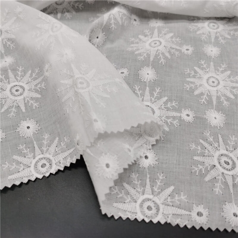 Cutwork Women's 100% Cotton Embroidered Fabric for Women's Wear Wholes