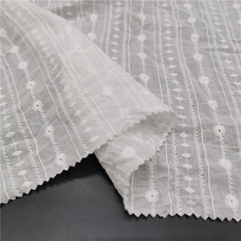 Cutwork Women's 100% Cotton Embroidered Fabric for Women's Wear Wholes