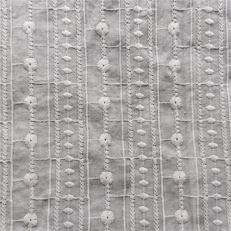 Cutwork Women's 100% Cotton Embroidered Fabric for Women's Wear Wholes