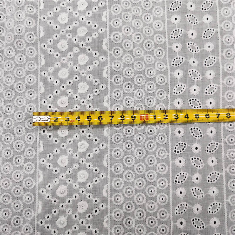 Cutwork Women's 100% Cotton Embroidered Fabric for Women's Wear Wholes