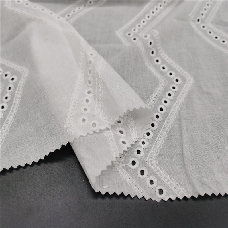 Cutwork Women's 100% Cotton Embroidered Fabric for Women's Wear Wholes