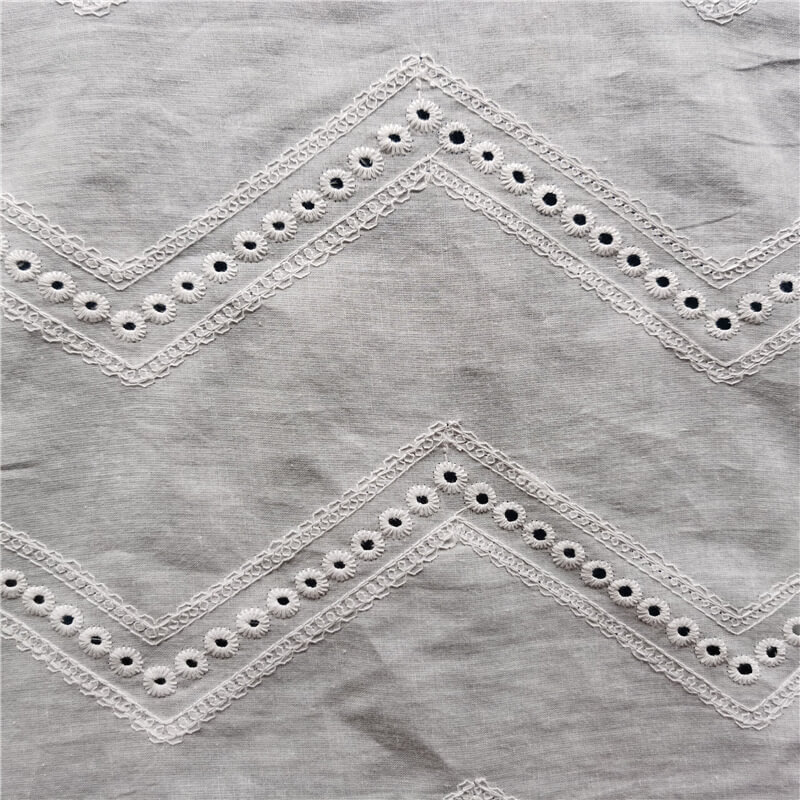 Cutwork Women's 100% Cotton Embroidered Fabric for Women's Wear Wholes