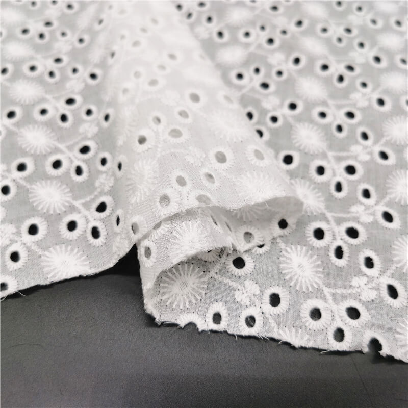 Cutwork Women's 100% Cotton Embroidered Fabric for Women's Wear Wholes