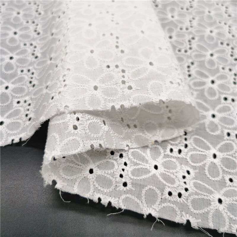Cutwork Women's 100% Cotton Embroidered Fabric for Women's Wear Wholes