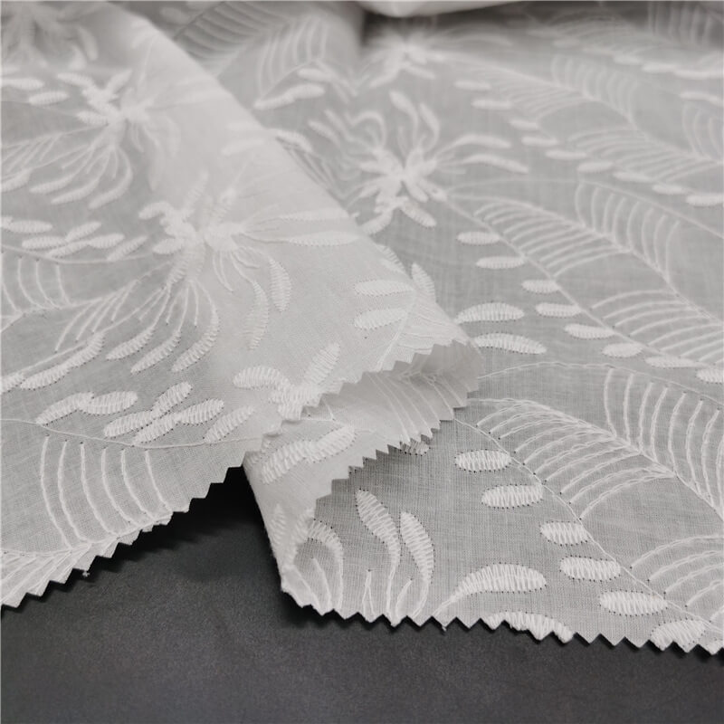 Cutwork Women's 100% Cotton Embroidered Fabric for Women's Wear Wholes