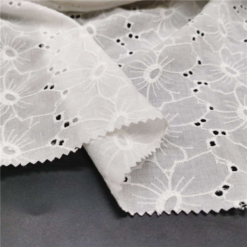 Cutwork Women's 100% Cotton Embroidered Fabric for Women's Wear Wholes