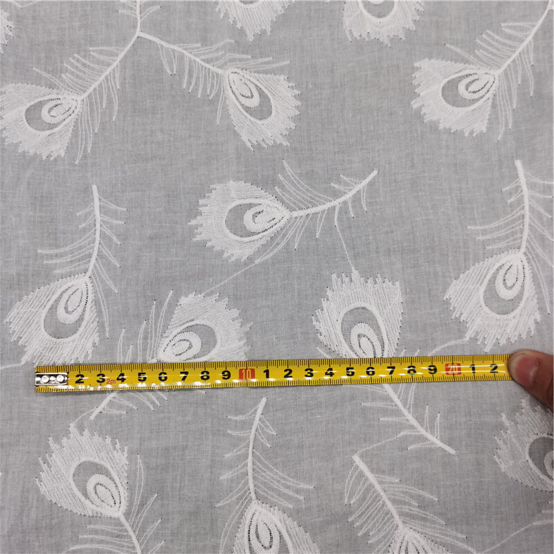 Cutwork Women's 100% Cotton Embroidered Fabric for Women's Wear Wholes