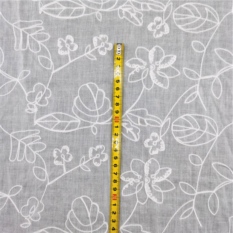 Cutwork Women's 100% Cotton Embroidered Fabric for Women's Wear Wholes