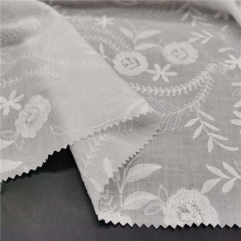 Cutwork Women's 100% Cotton Embroidered Fabric for Women's Wear Wholes