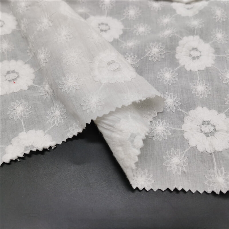 Cutwork Women's 100% Cotton Embroidered Fabric for Women's Wear Wholes