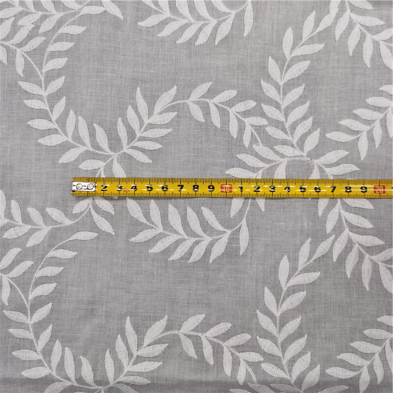 Cutwork Women's 100% Cotton Embroidered Fabric for Women's Wear Wholes