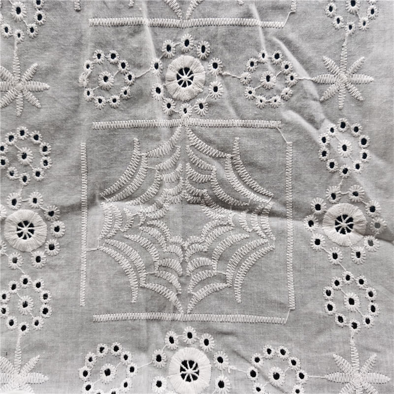 Cutwork Women's 100% Cotton Embroidered Fabric for Women's Wear Wholes