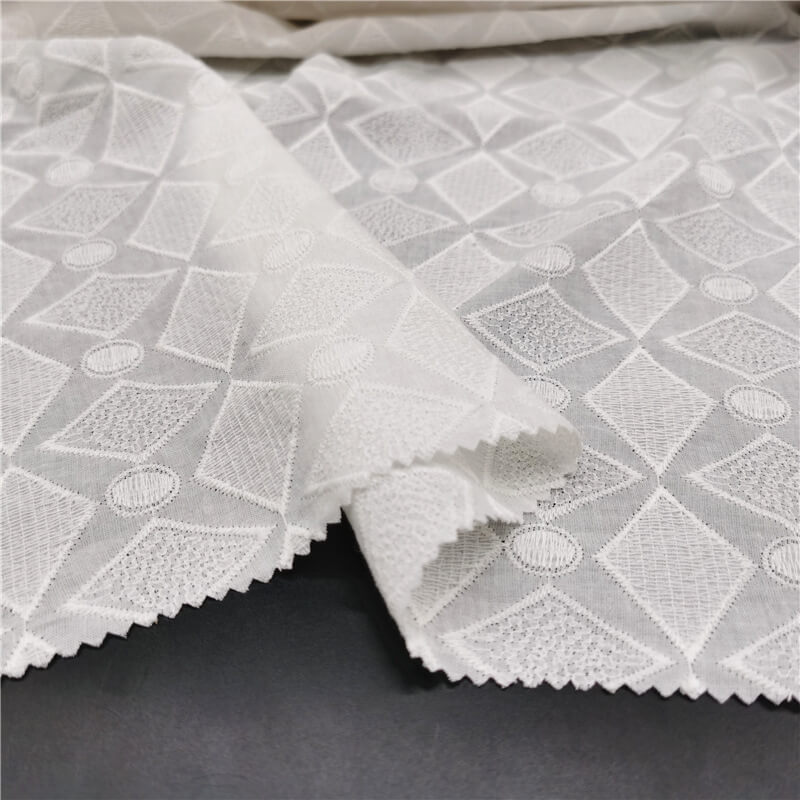 Cutwork Women's 100% Cotton Embroidered Fabric for Women's Wear Wholes
