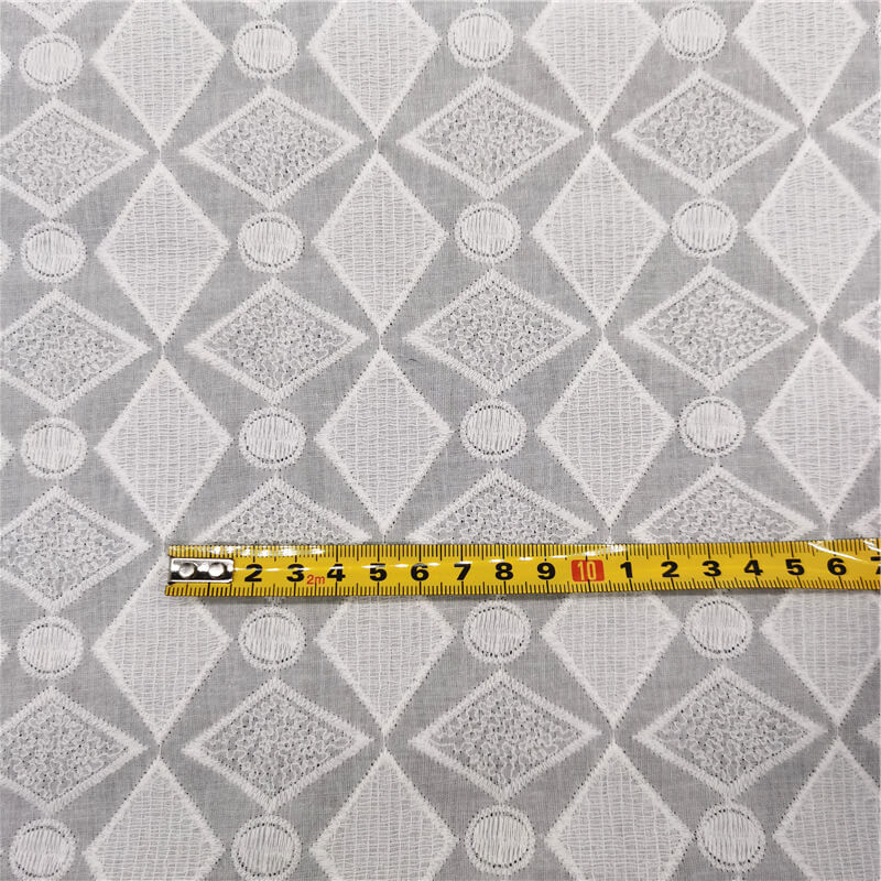 Cutwork Women's 100% Cotton Embroidered Fabric for Women's Wear Wholes