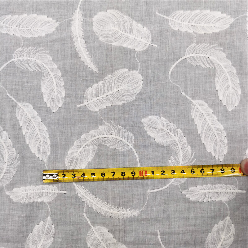 Cutwork Women's 100% Cotton Embroidered Fabric for Women's Wear Wholes