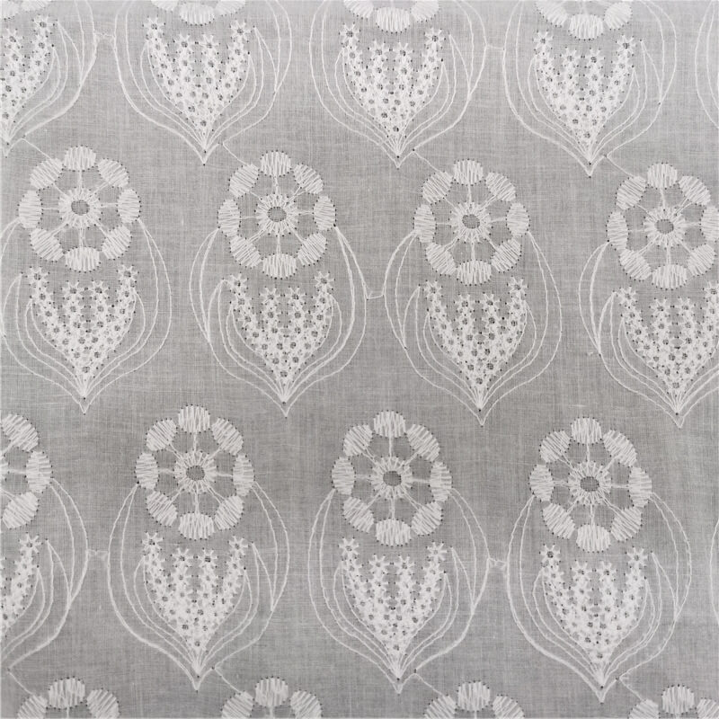 Cutwork Women's 100% Cotton Embroidered Fabric for Women's Wear Wholes