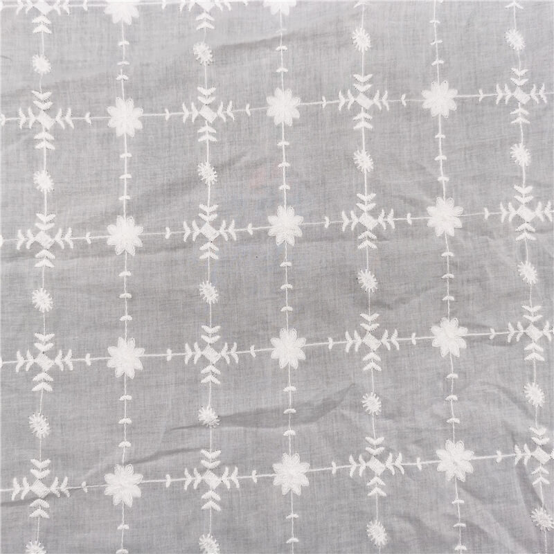 Cutwork Women's 100% Cotton Embroidered Fabric for Women's Wear Wholes