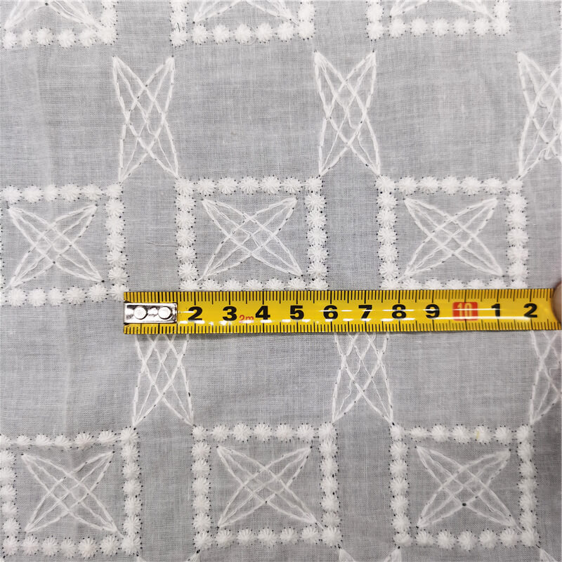 Cutwork Women's 100% Cotton Embroidered Fabric for Women's Wear Wholes