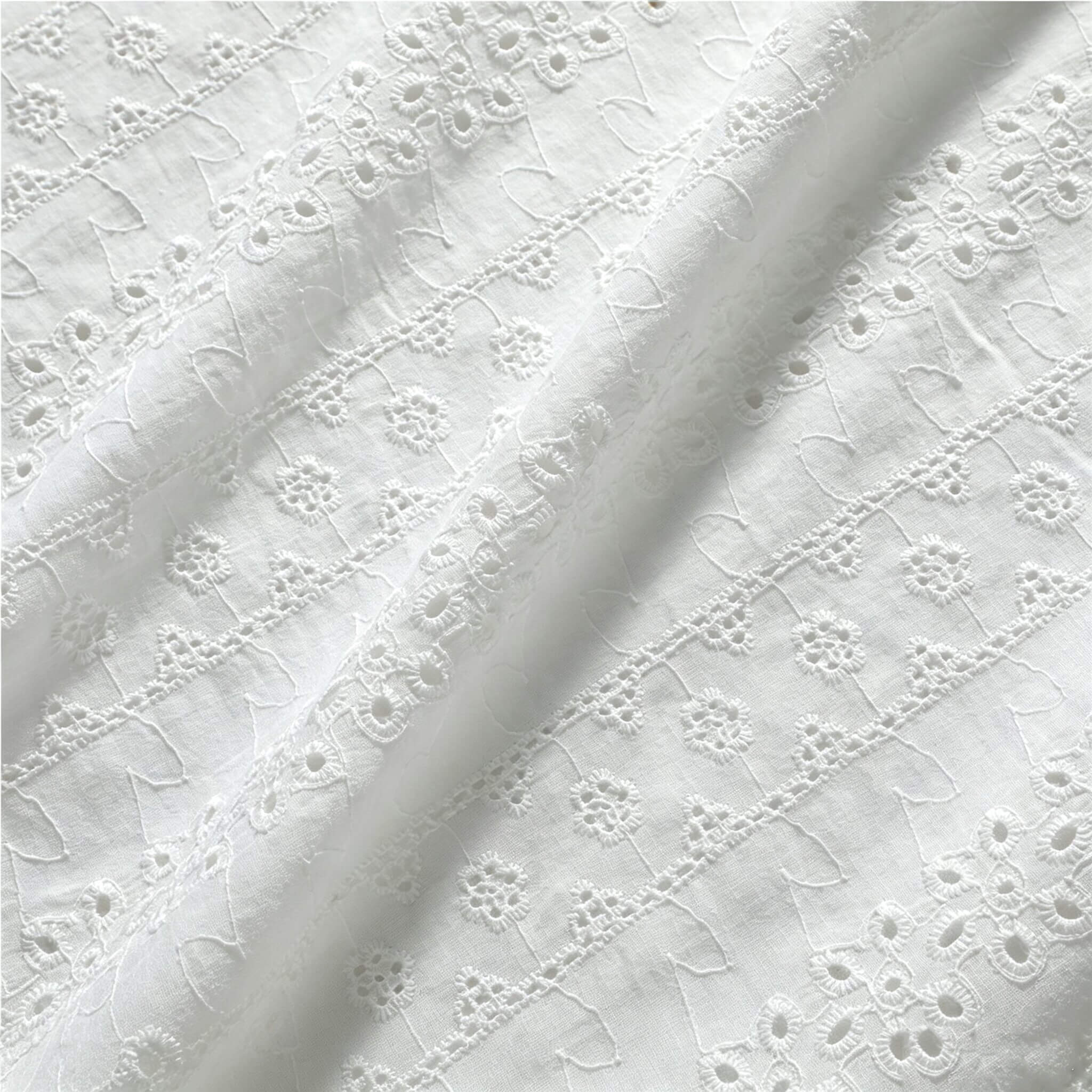 Cutwork Kids 100% Cotton Embroidered Fabric for Women's Wear Wholesale