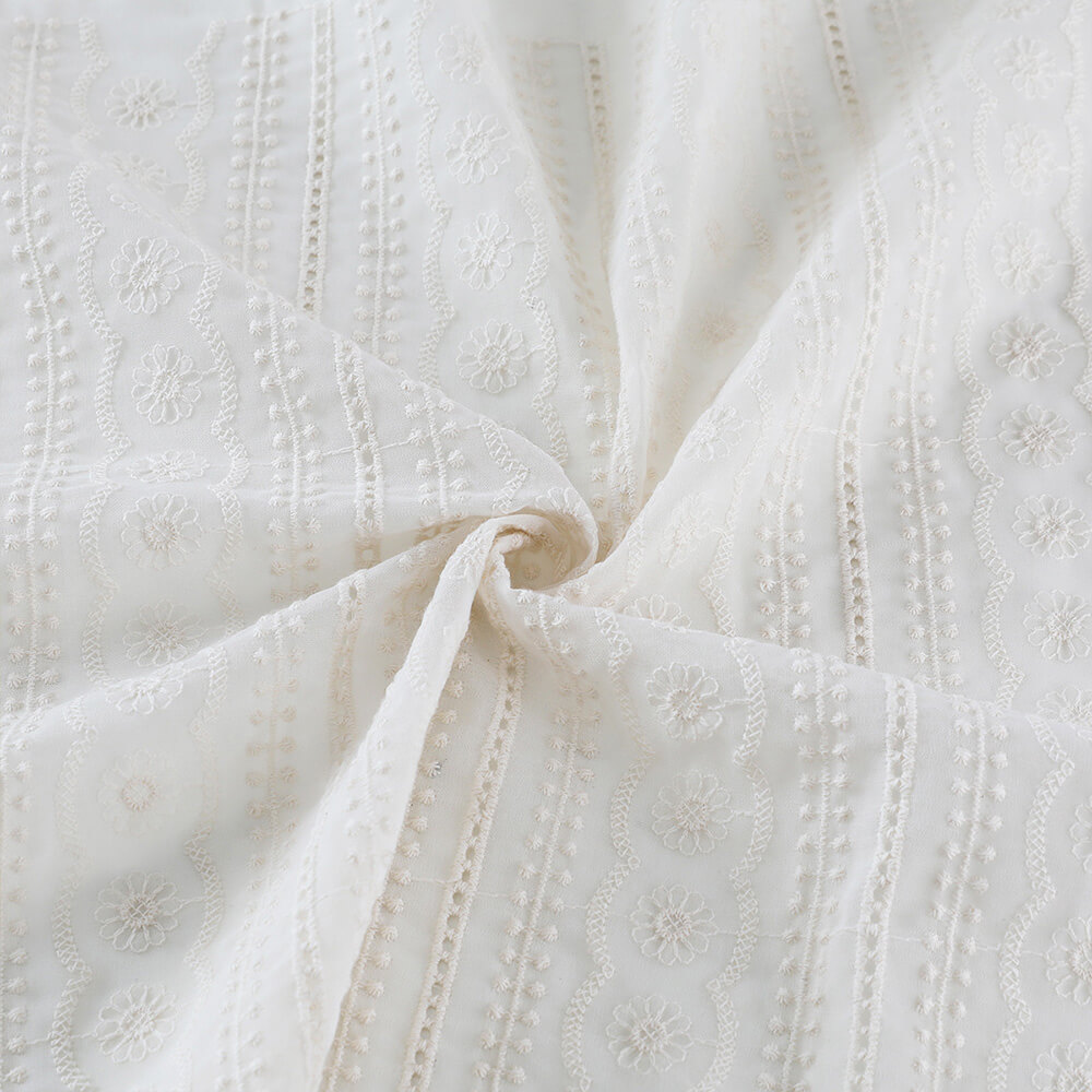 Dress Cutwork Cotton Thread Cotton Embroidered Fabric for Women's Wear