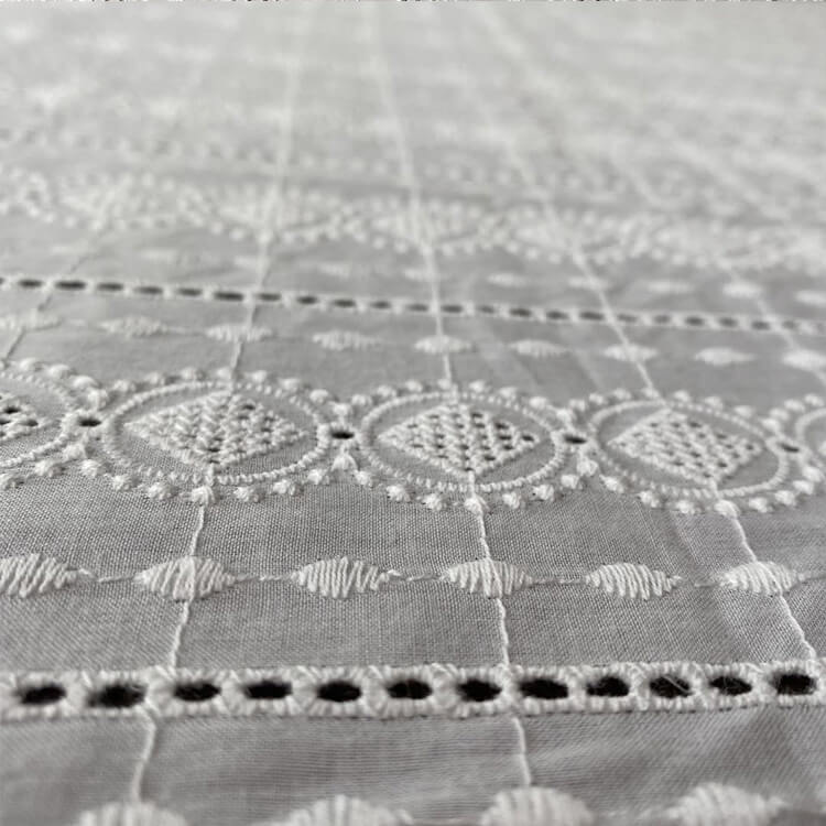All-Over 100% Cotton Embroidered Fabric for Women's Wear Wholesale Sup