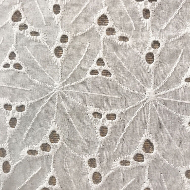 60-count Cutwork Eyelet 100% Cotton Embroidered Fabric for Women's Wear Who