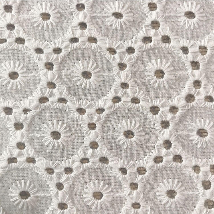 60-count Cutwork Eyelet 100% Cotton Embroidered Fabric for Women's Wear Who