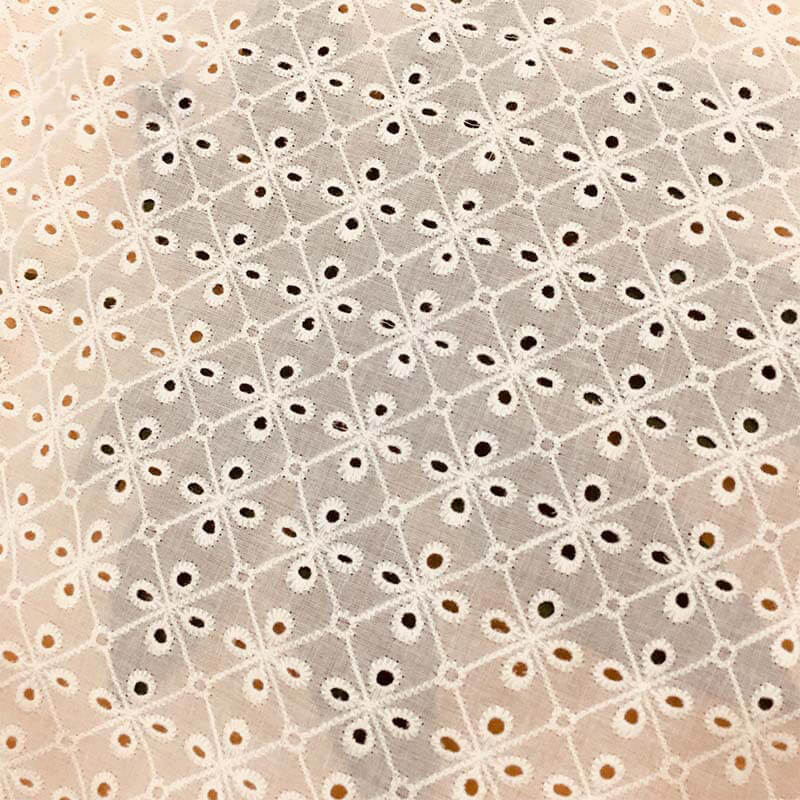 Cutwork Eyelet 100% Cotton Embroidered Fabric for Women's Wear Wholesa