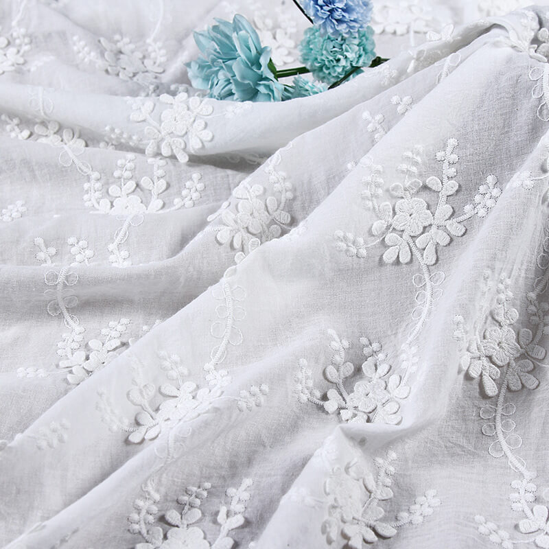 Embroidered Fabric Cutwork 100% Cotton for Women's Wear Wholesale Supp