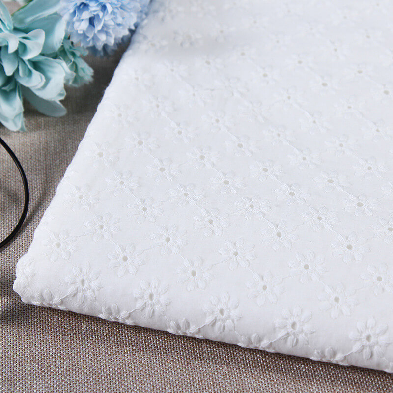 Embroidered Fabric Cutwork 100% Cotton for Women's Wear Wholesale Supp