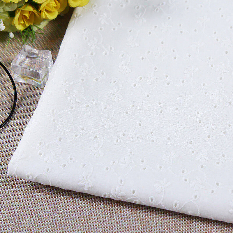 Embroidered Fabric Cutwork 100% Cotton for Women's Wear Wholesale Supp