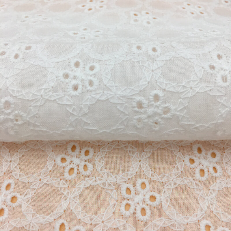 Embroidered Fabric Eyelet Floral 100% Cotton for Women's Wear Wholesal