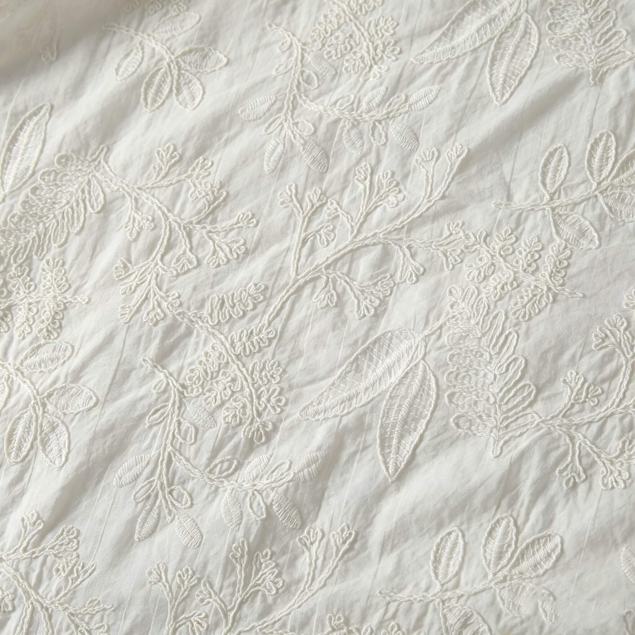 Embroidered Fabric 100% Cotton for Women's Wear Wholesale Supplier 3