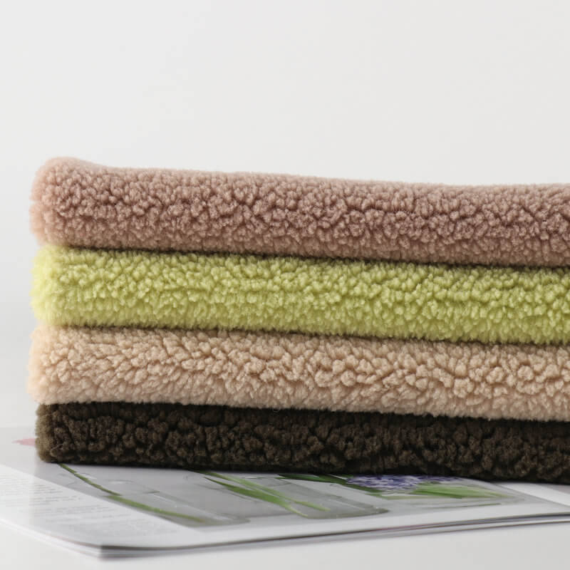 Polyester Knit Polar Fleece Fabric for Jacket Wholesale Supplier