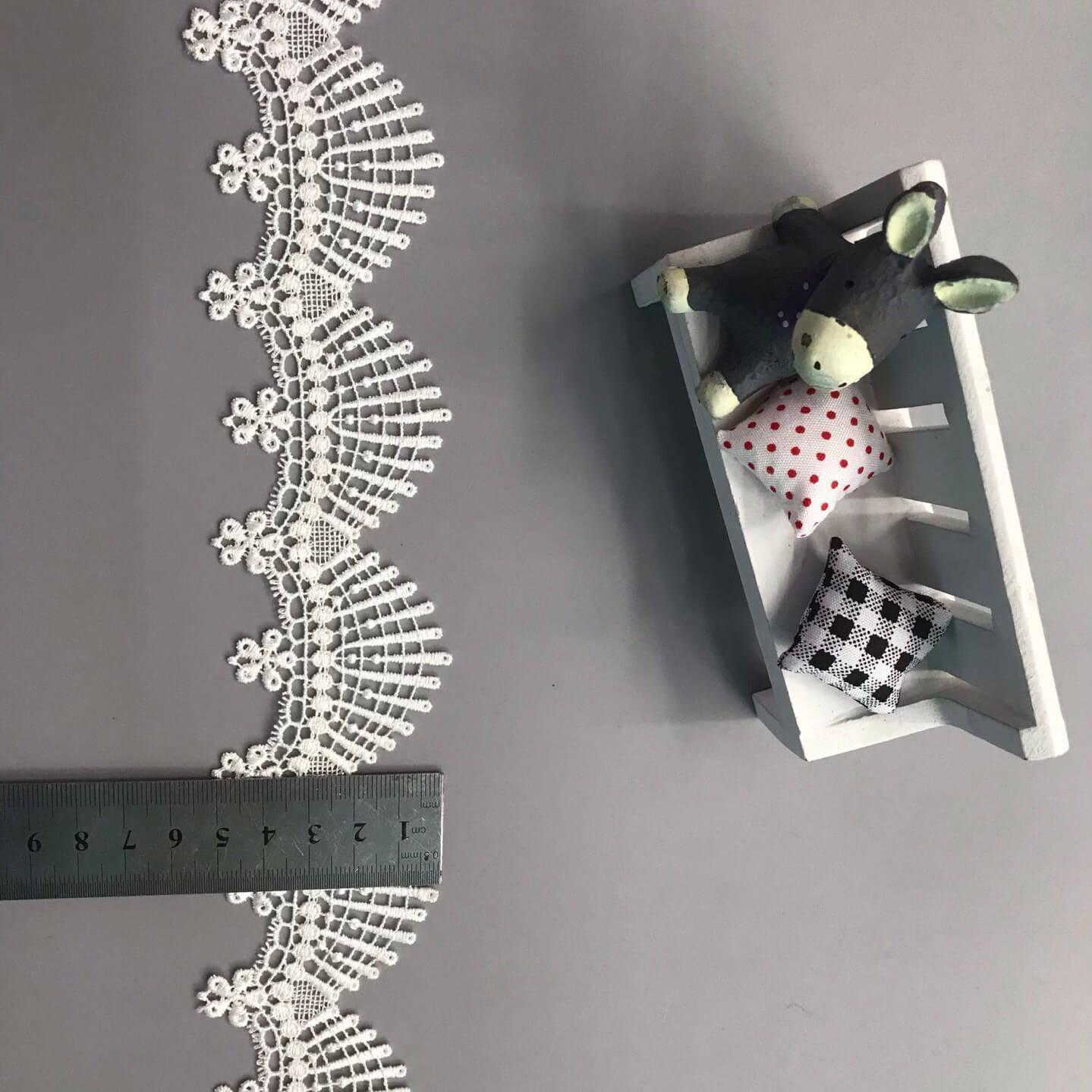 Cutwork Water Soluble White Polyester Lace Fabric for Lingerie Wholesa