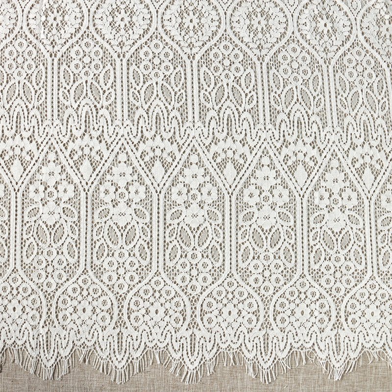 Lace Trim Cutwork Dress Lace Fabric for Women's Wear Wholesale Supplie