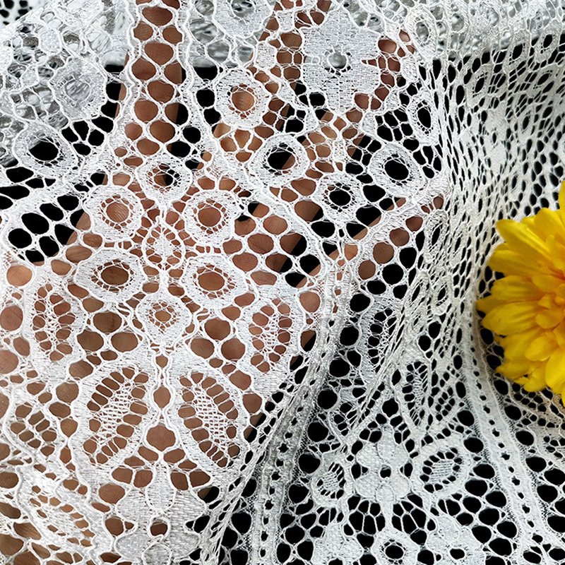 Placement Floral Eyelash Placement Polyester Lace Fabric for Women's W