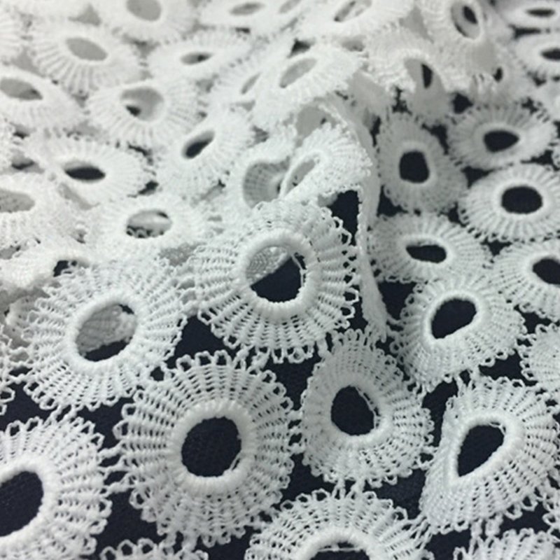 Lace Trim Polyester Warp Knit Lace Fabric for Apparel Wholesale Suppli