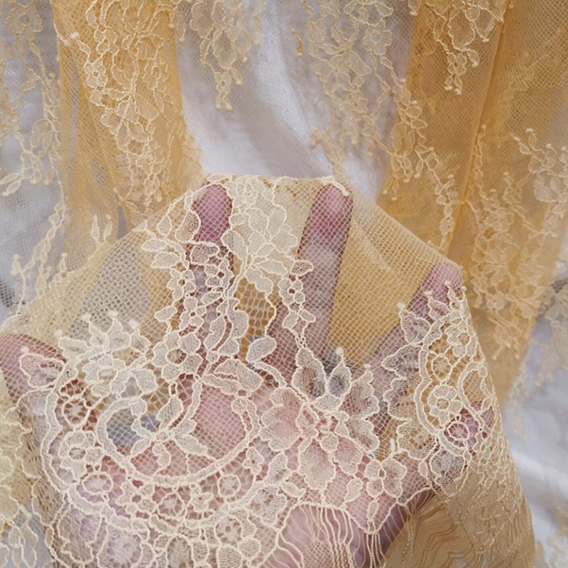 Semi-Sheer Eyelash Placement Lace Fabric for Women's Wear Wholesale Su 5