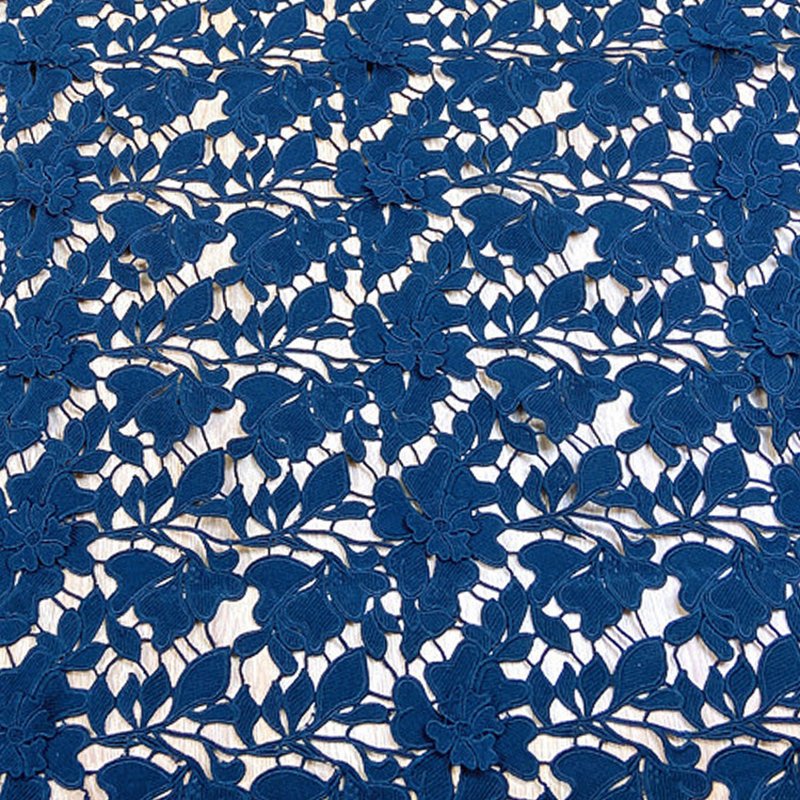 Lace Trim Milk Silk 3D Polyester Lace Fabric for Apparel Wholesale Sup