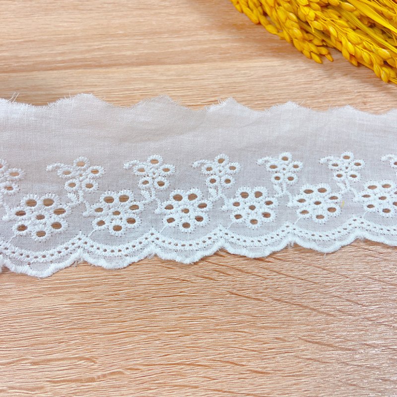 Lace Trim Water Soluble Lace Cutwork Polyester Lace Fabric for Apparel