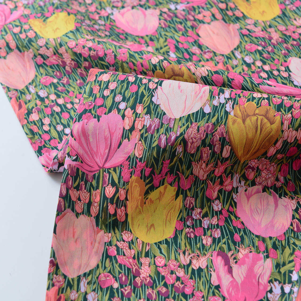 60-count Dress Printed Handmade 100% Cotton Knit Poplin Fabric for Dress Wh