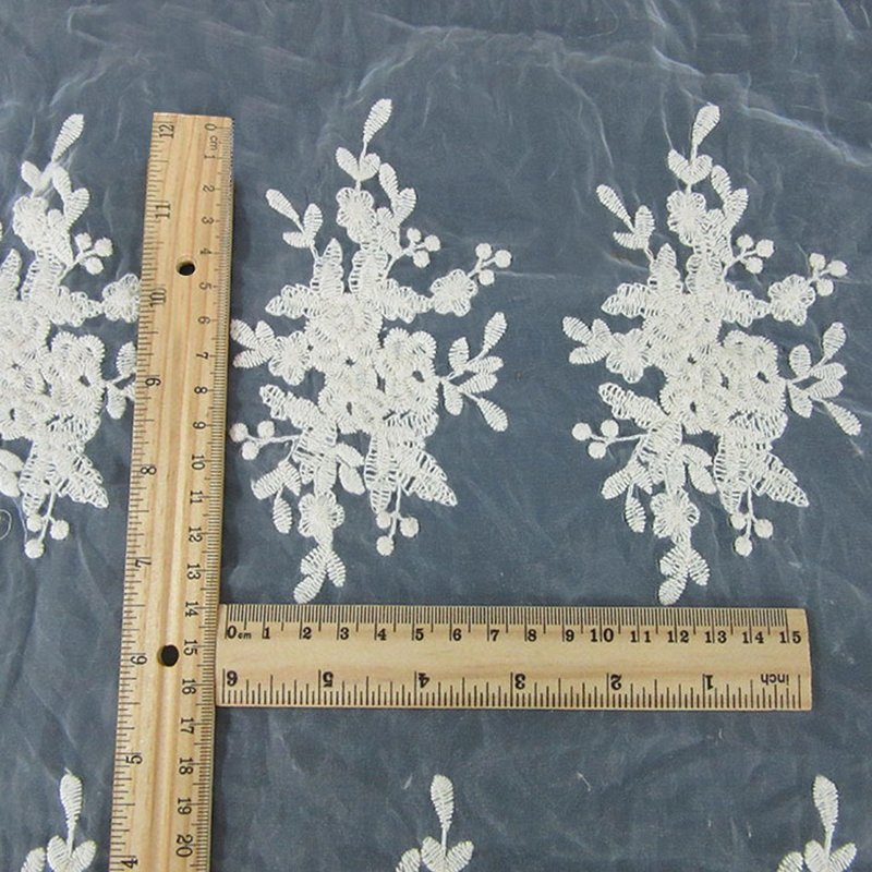 All-Over Lace Trim Polyester Sequin Fabric for Apparel Wholesale Suppl 4