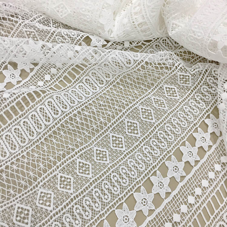 AMBER FABRIC Hollow chain link flower milk silk water soluble lace